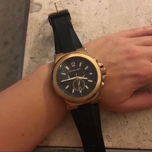 Michael Kors Black and Gold Men’s Watch